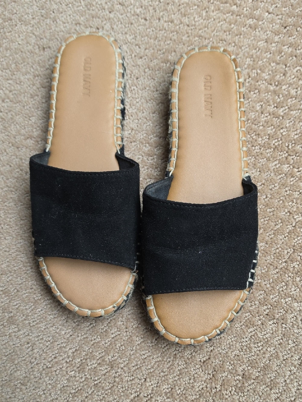 Old Navy Black Slide Sandals with Tan Footbed Sz 7